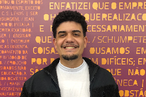 Ayrton Oliveira
